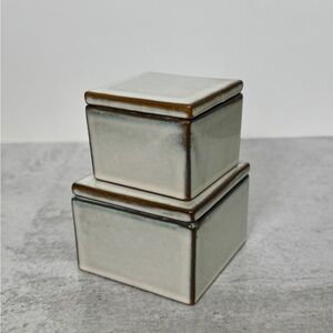 NEW Stoneware Lidded Box Set of 2